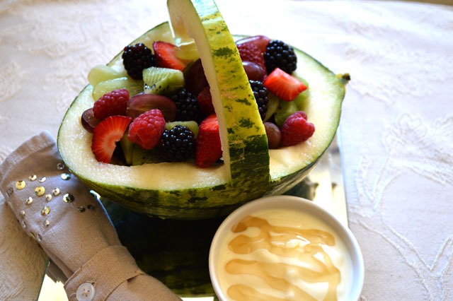 melon-fruit-basket